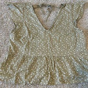 Flutter Sleeve Trapeze Too